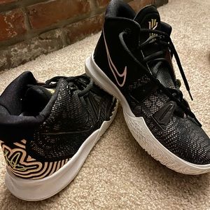 Nike Kyrie 7 GS “Ripple Effect”